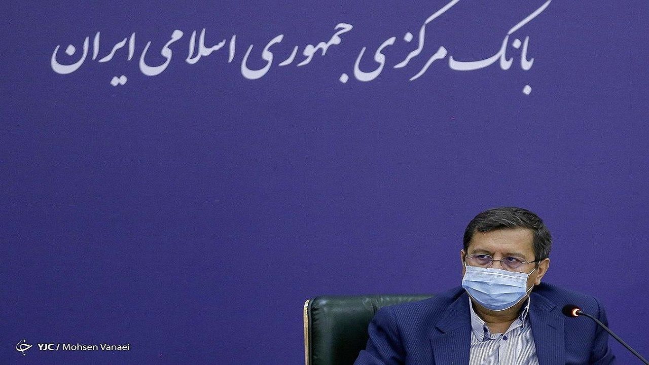 همتی: صادرات نفت ایران از تحریم‌ها آسیب دید