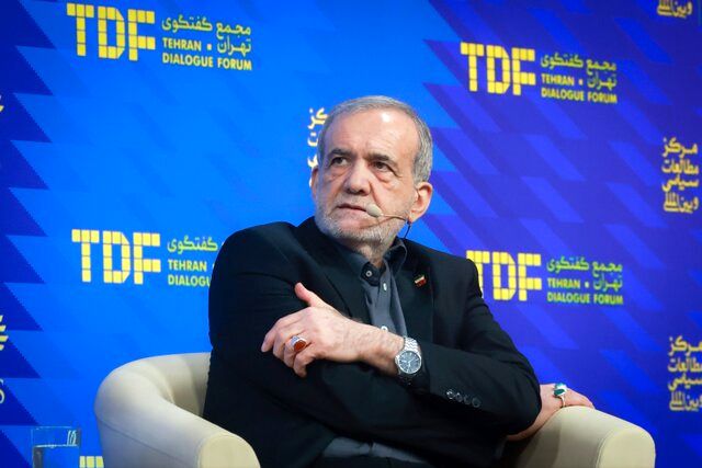 پزشکیان: با گفتوگو برادری، صلح و تمدن ایران را معرفی میکنیم