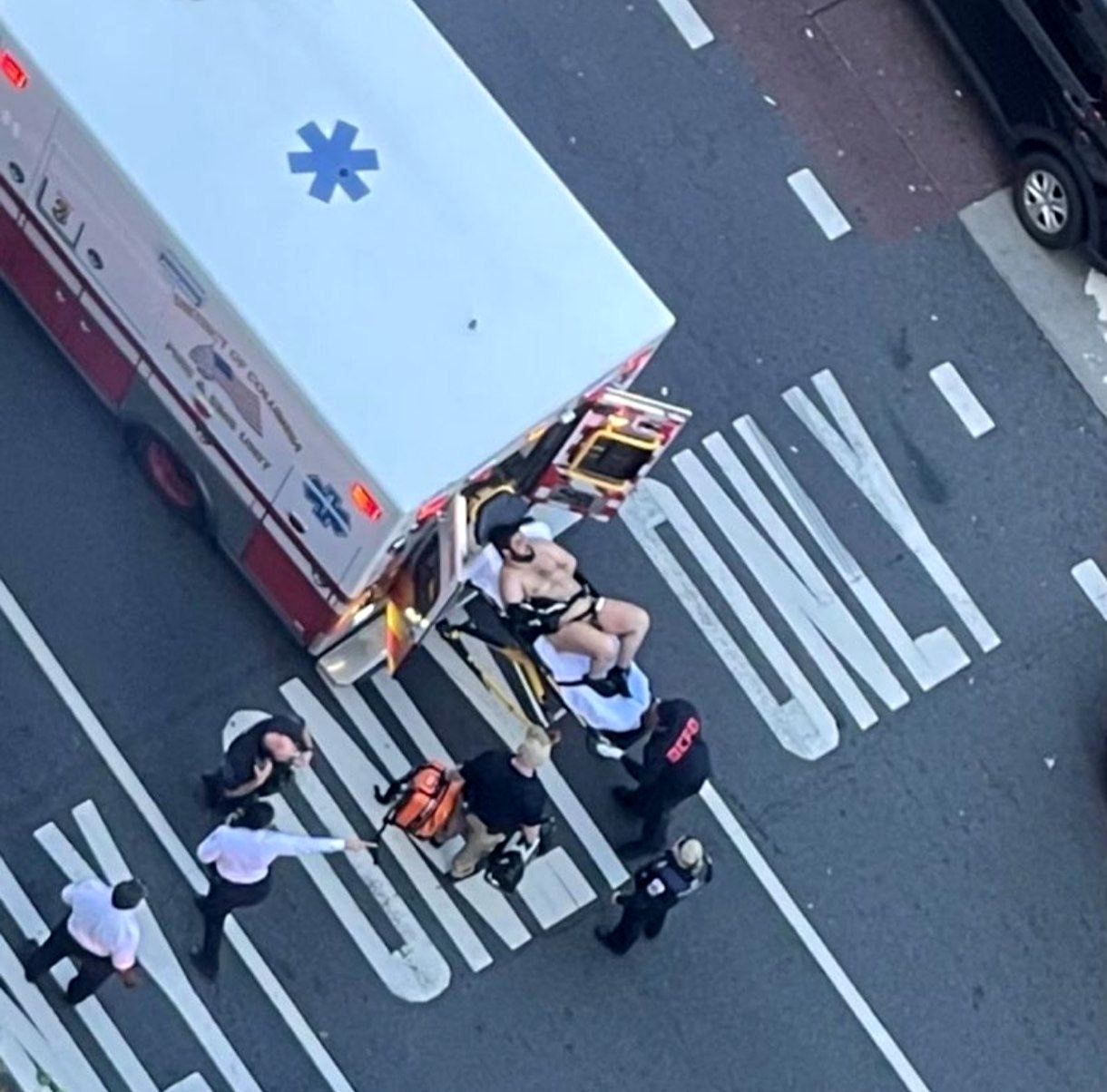 مظنون تیراندازی در اطراف کاخ سفید کیست؟