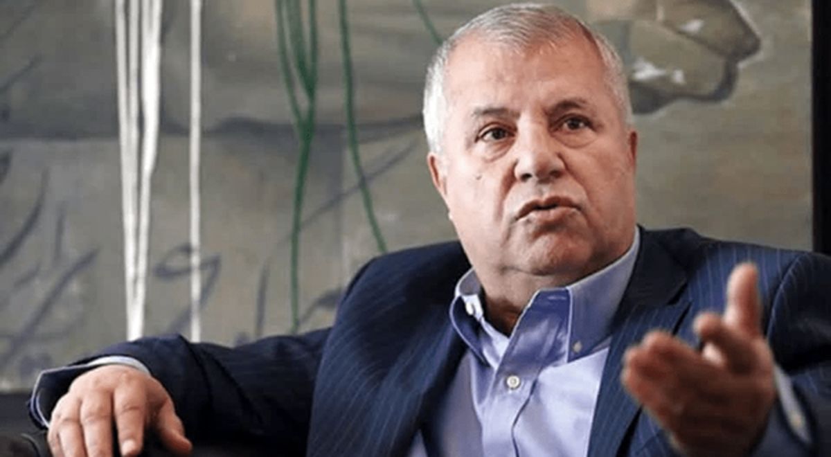 علی پروین در بیمارستان بستری شد