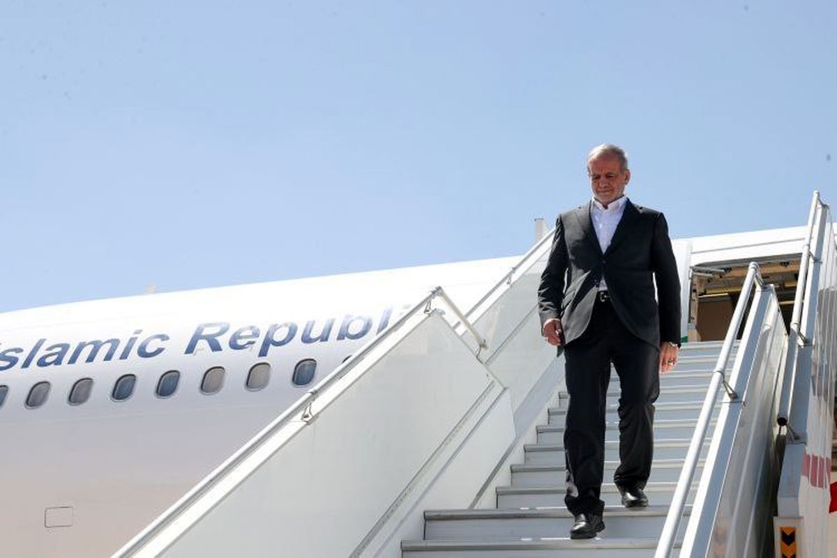 پزشکیان وارد استان گلستان شد