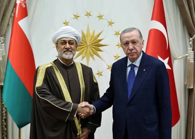 رایزنی تلفنی اردوغان با پادشاه عمان درباره مسائل منطقه‌ای 