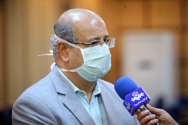 زالی: واکسن‌های وارداتی و داخلی اثربخشی بیش از ۵۰ درصد دارند 