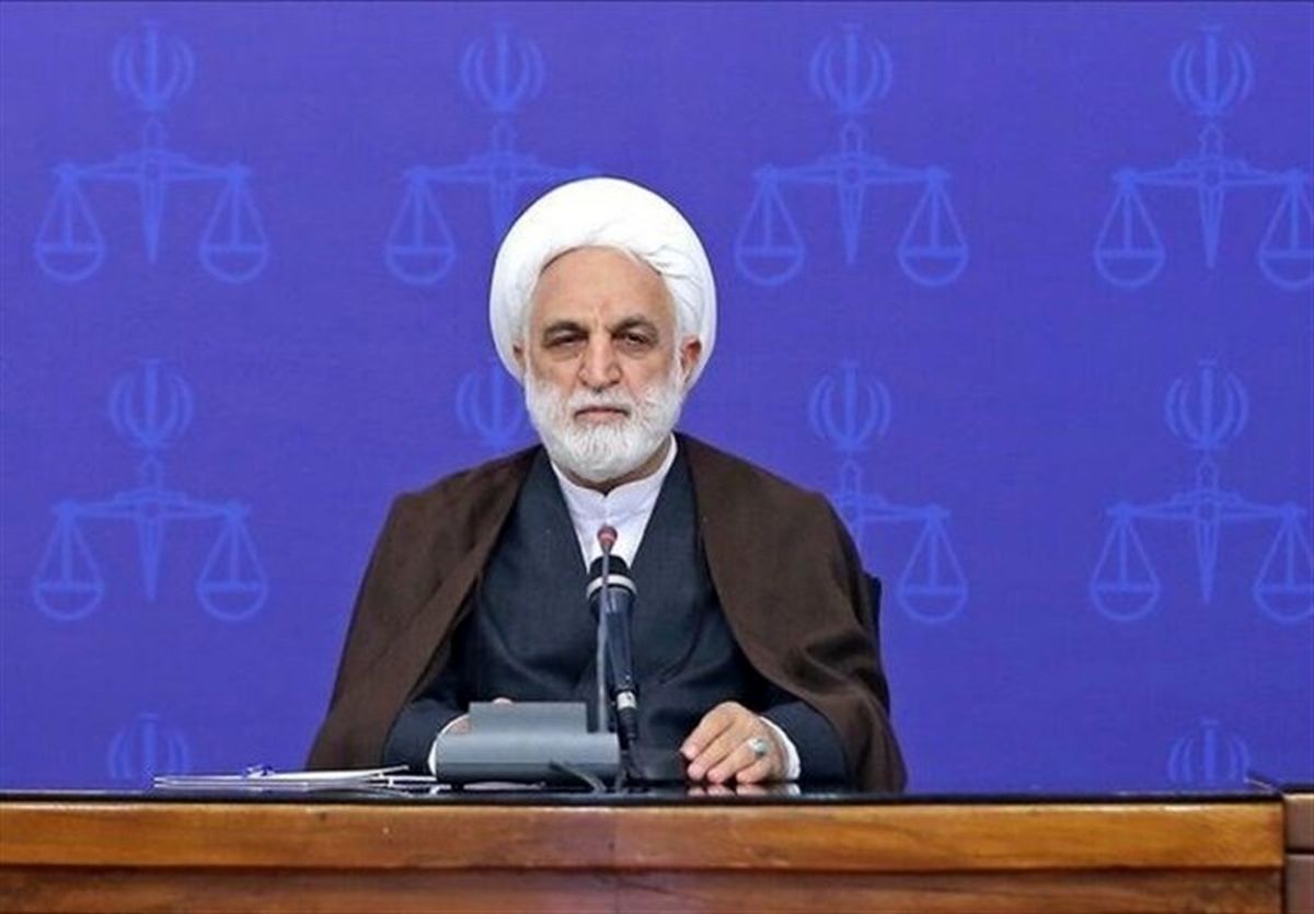 اژه ای خواستار بازنگری در ساختار و قوانین فراجا شد