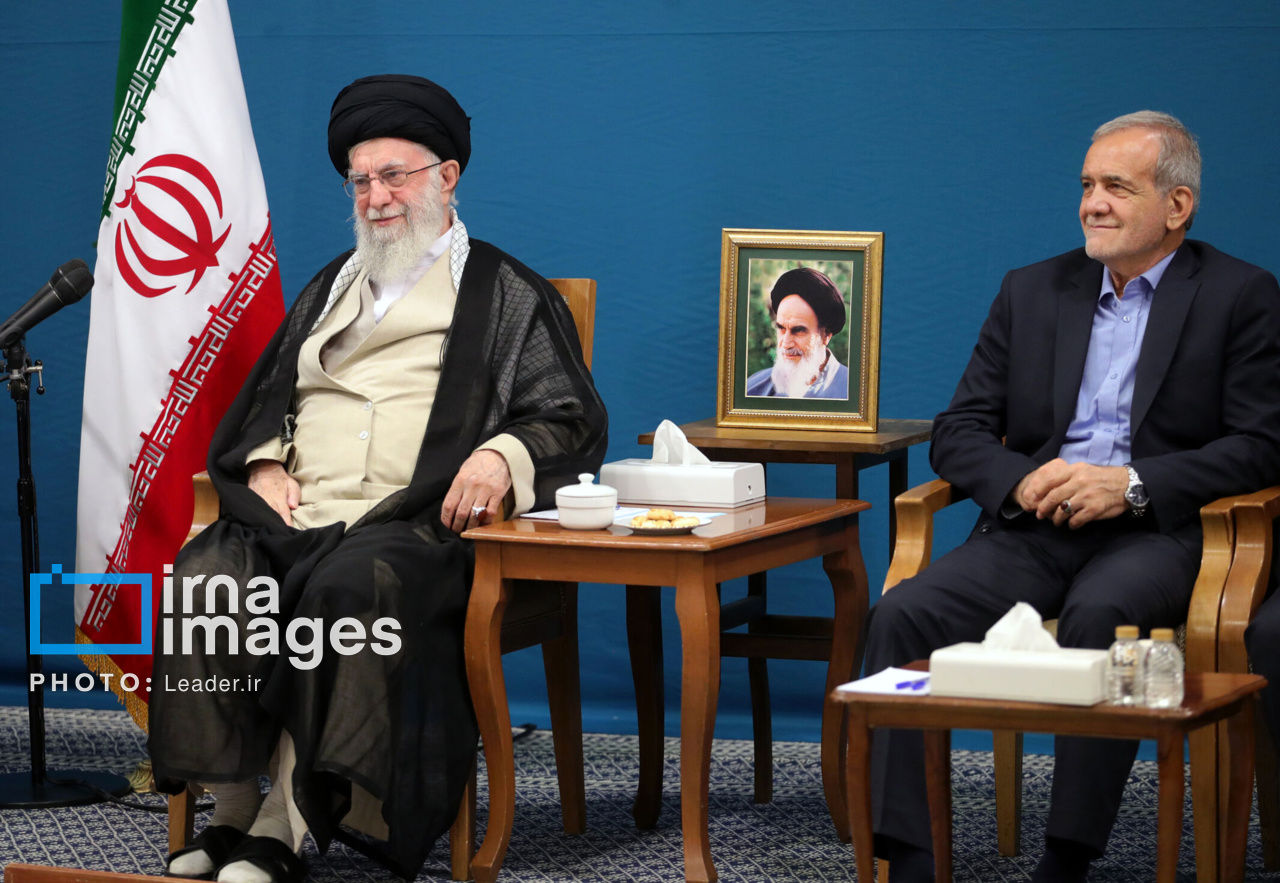 دیدار رئیس‌جمهور با رهبر انقلاب پیش از حضور در نشست مجمع عمومی سازمان ملل