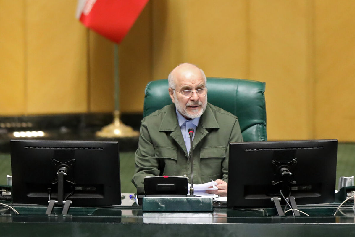 نشست امروز مجلس به صورت سه شیفت برگزار می شود