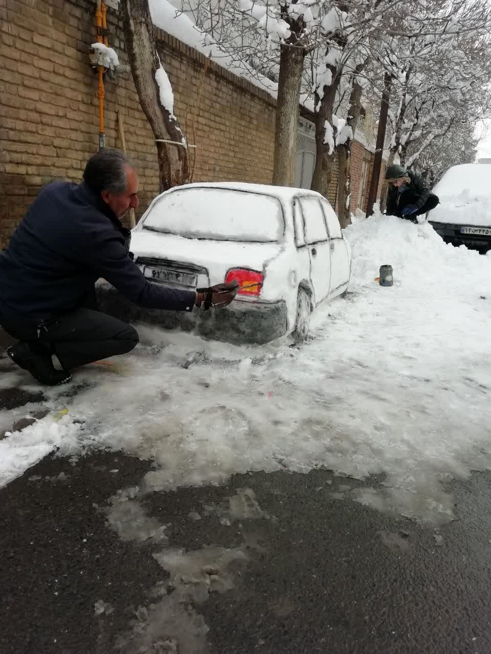 ساخت پراید با برف! +عکس