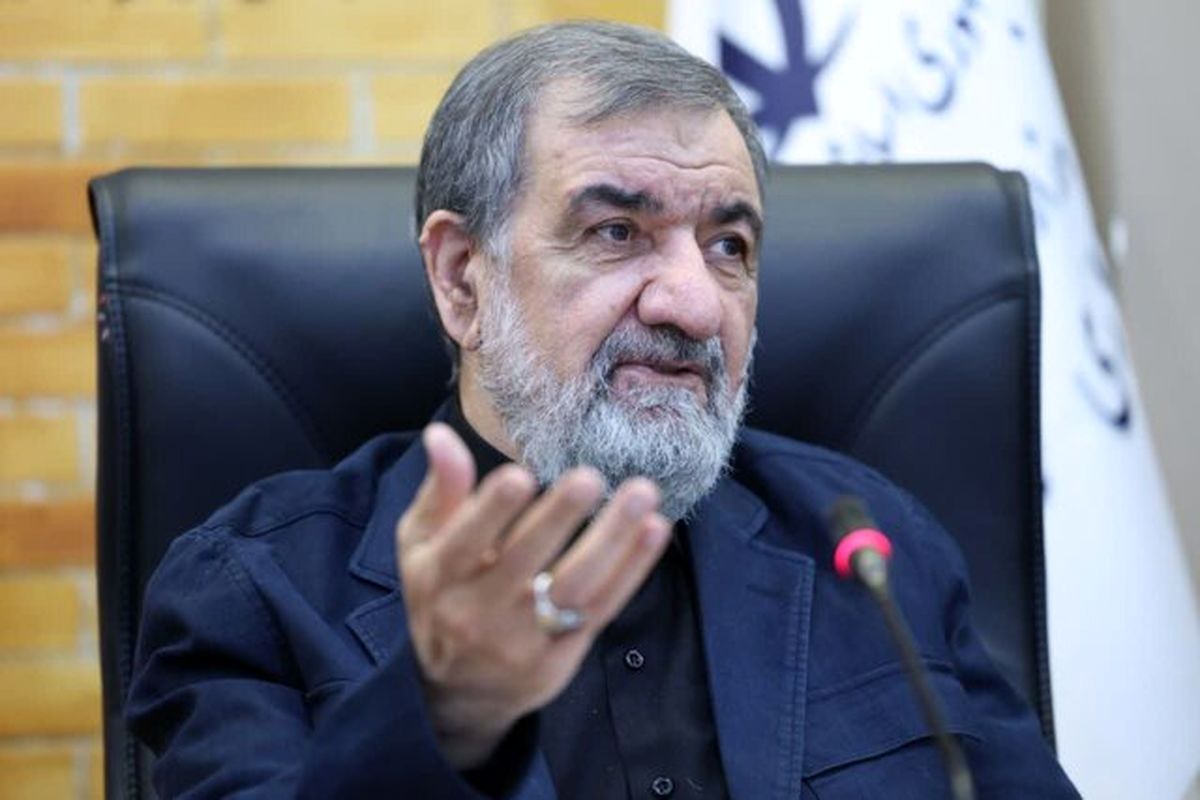 رضایی:اگر دشمن را مأیوس کنیم،آمریکایی ها خودشان به تهران می آیند