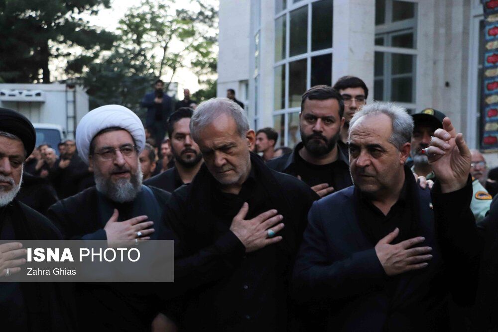 مراسم عزاداری تاسوعای حسینی با حضور رییس جمهور - تبریز