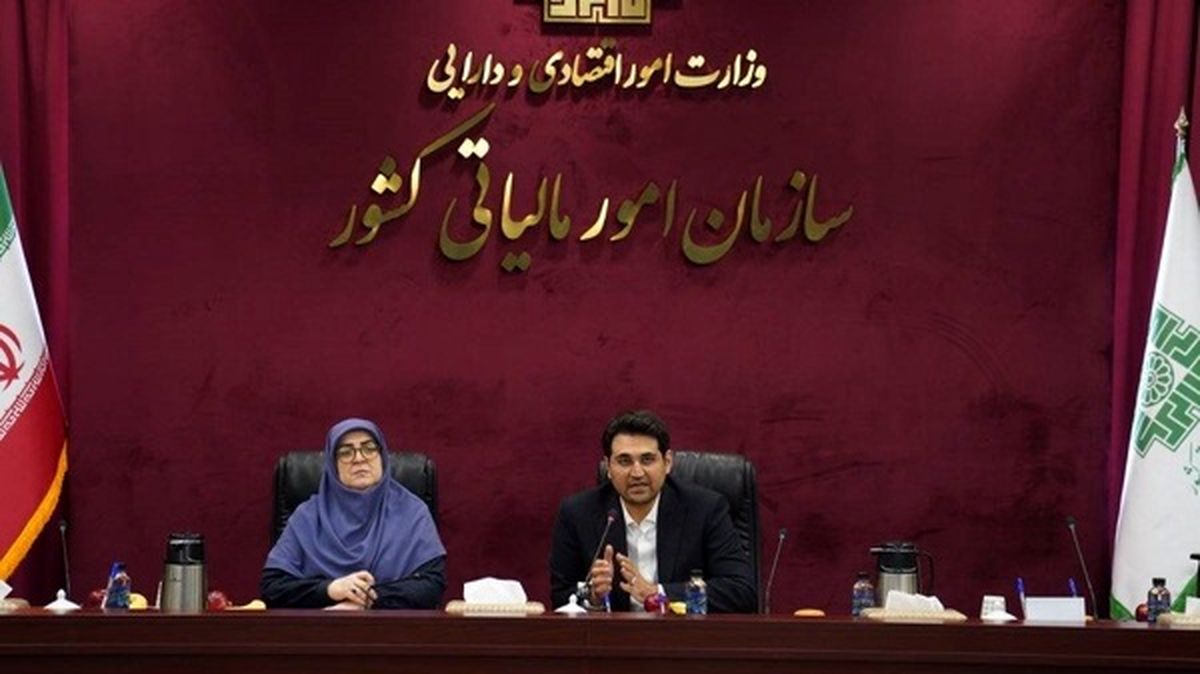 سخنگوی دولت: با فرار مالیاتی با تمام قوا برخورد شود