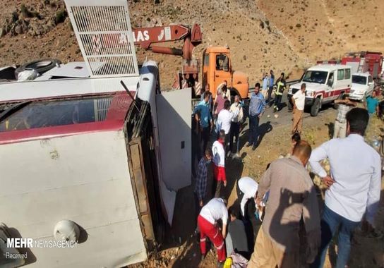 حادثه واژگونی اتوبوس