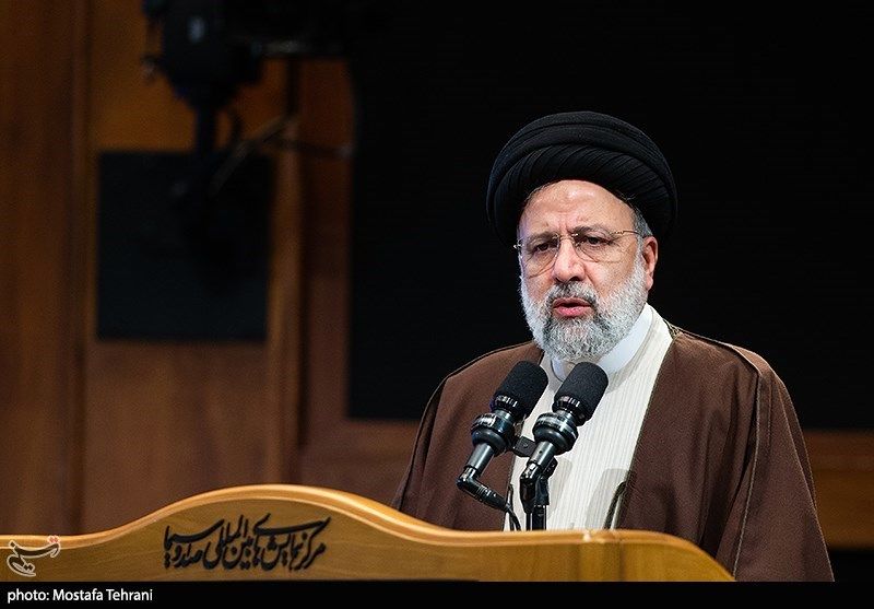 تصاویر: حضور رئیسی در اختتامیه جشنواره خوارزمی