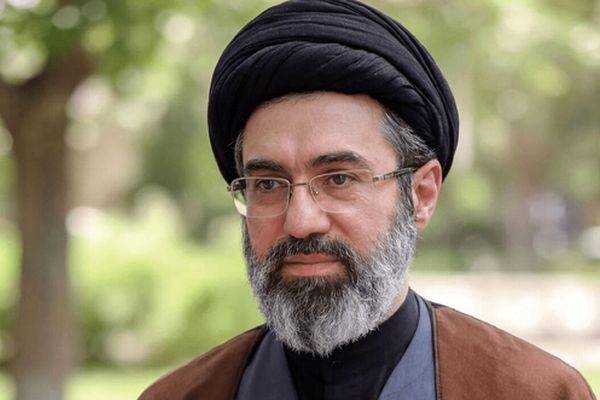 رهبر انقلاب: انتقام خواست ملّت ما است و به‌طور حتمی باید صورت بگیرد| بزودی آزادگان دنیا بخشی از این مأموریت الهی را انجام خواهند داد
