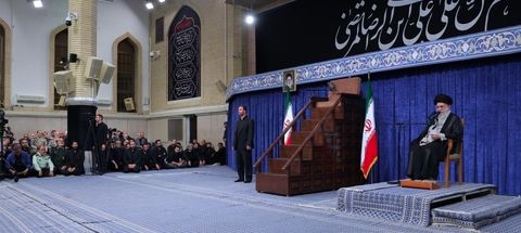  علت اصلی دشمنی آمریکا با ملت ایران چیست؟ 