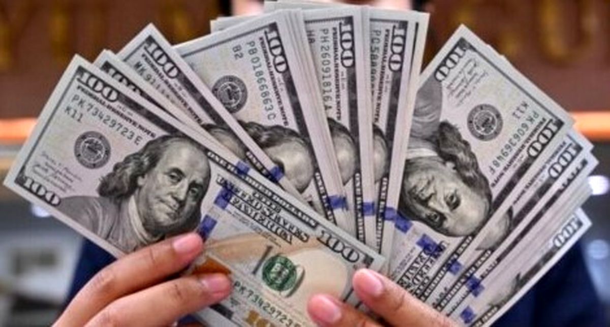 قیمت دلار یک آذر صعودی شد/ بازار ارز با تحریم‌های تازه طوفانی شد