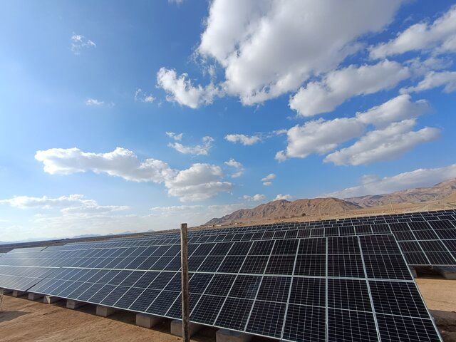 افتتاح نیروگاه‌های خورشیدی کشور با دستور رئیس‌جمهور