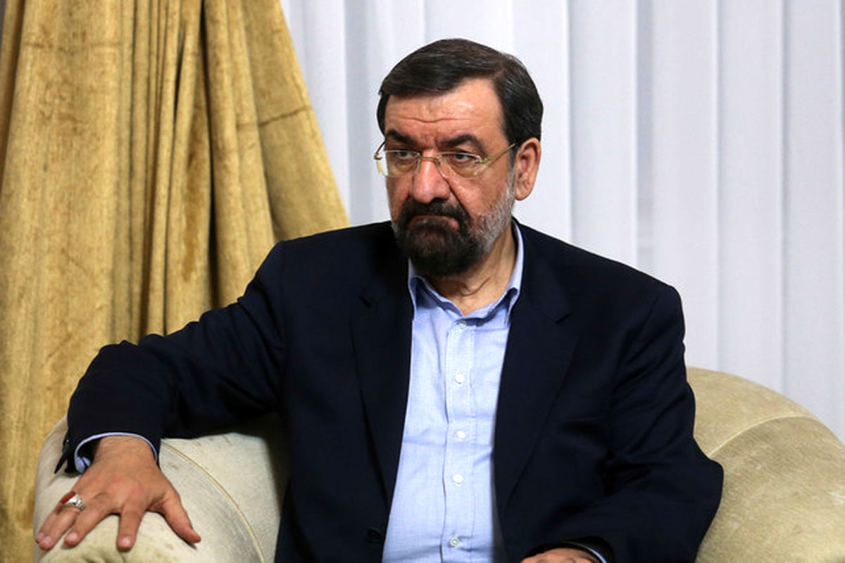 محسن رضایی: برای سرکوب متجاوزان آمادهایم