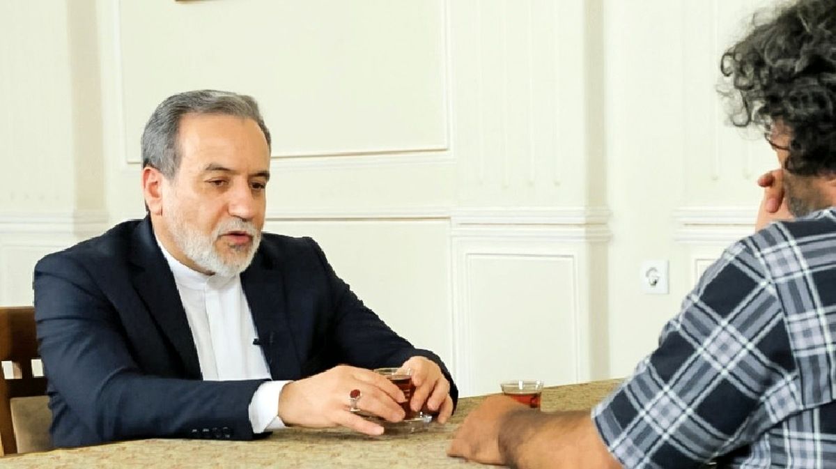 گنج روایت‌ها، جنگ روایت‌ها