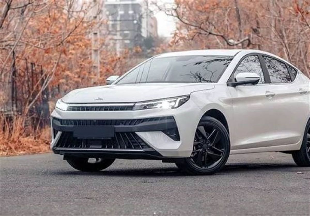 سورپرایز پاییزه کرمان موتور | شروع ثبتنام KMC J7 کرمان موتور مهر 1404