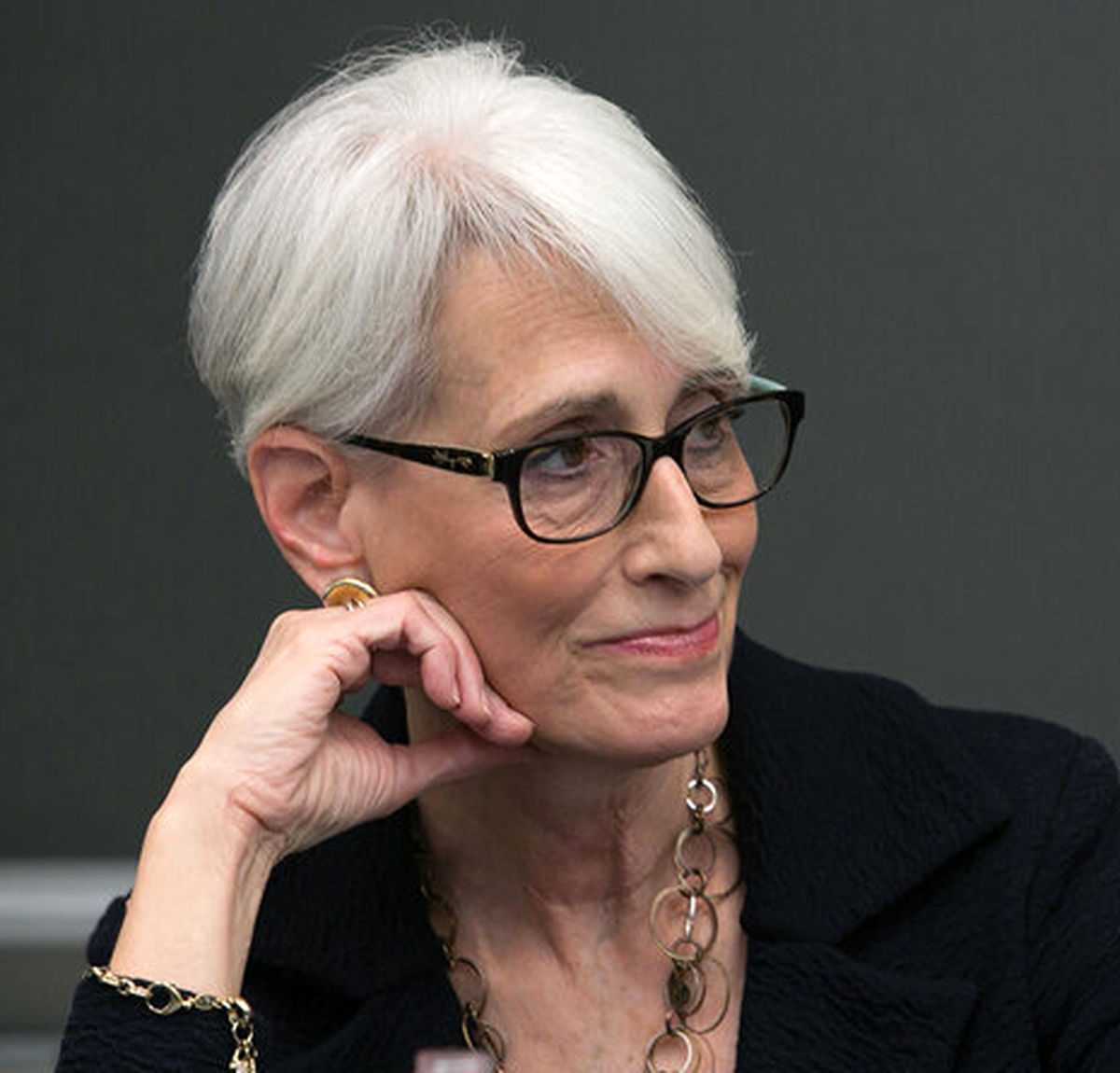 چرا باید شرمن را سیاستمداری ضد ایرانی دانست؟