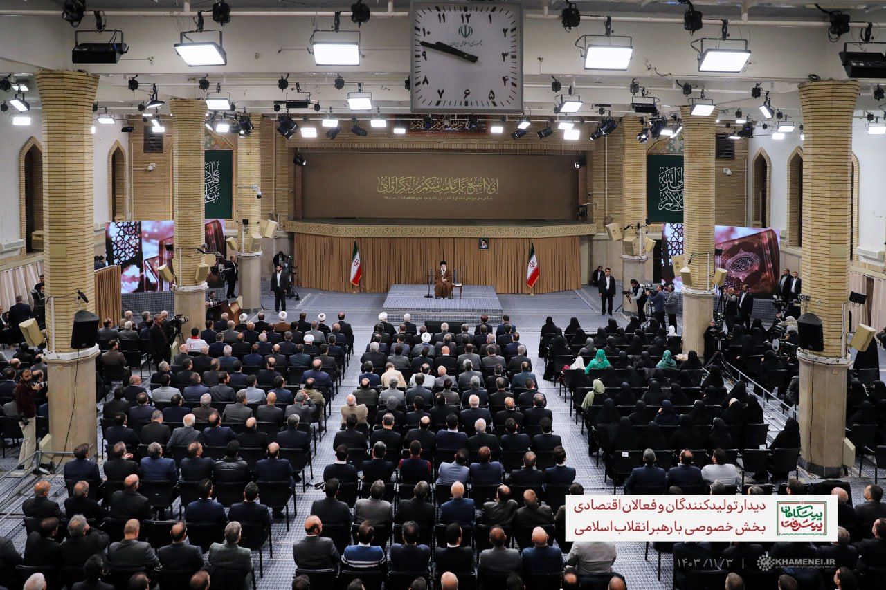  سخنان رضا حاجی کریم؛ فعال حوزه صنعت آب و فاضلاب در حضور رهبر انقلاب