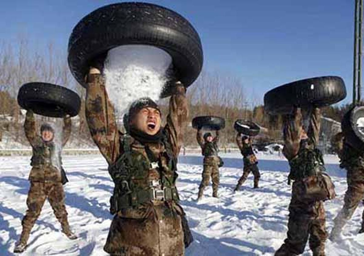 عکس/ تمرین جالب سربازان چینی