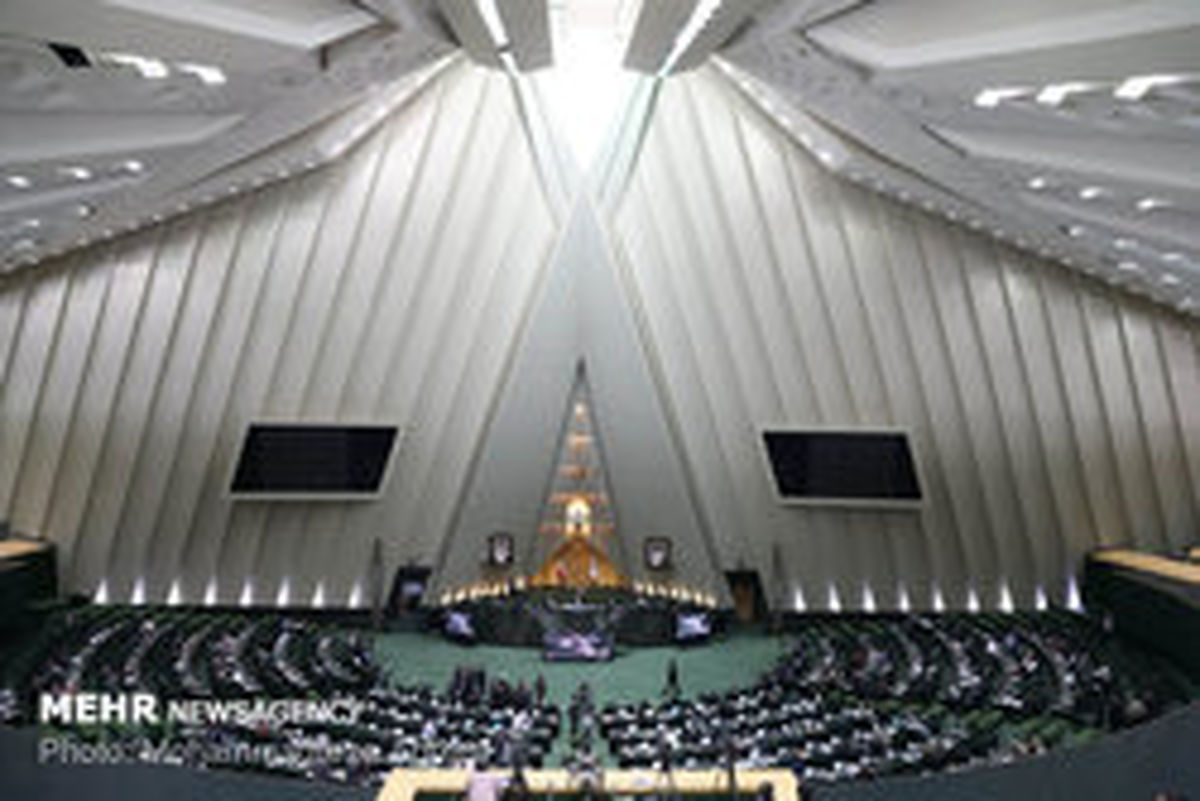 وزیر اقتصاد در فراکسیون‌های امید و ولایی حضور می‌یابد