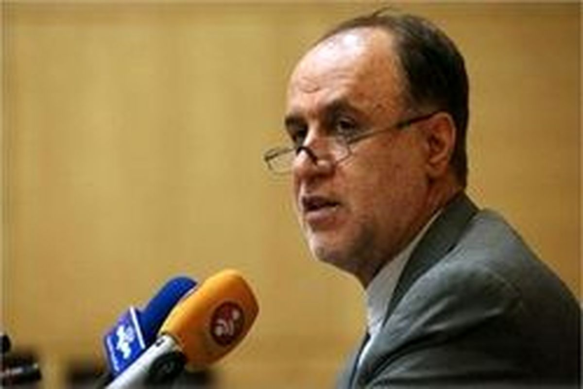 انتقاد حاجی بابایی از حذف تیزهوشان از مدارس