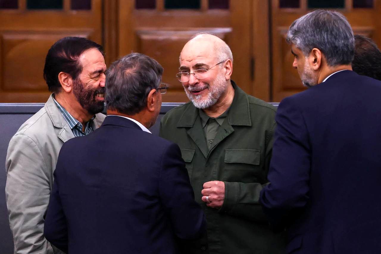 تصاویر نشست صمیمانه قالیباف با مدیران رسانه‌ها