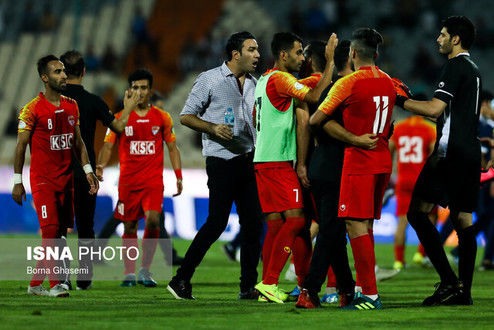 نکونام مچ استادش را خواباند/جدول لیگ برتر پس از پیروزی فولاد