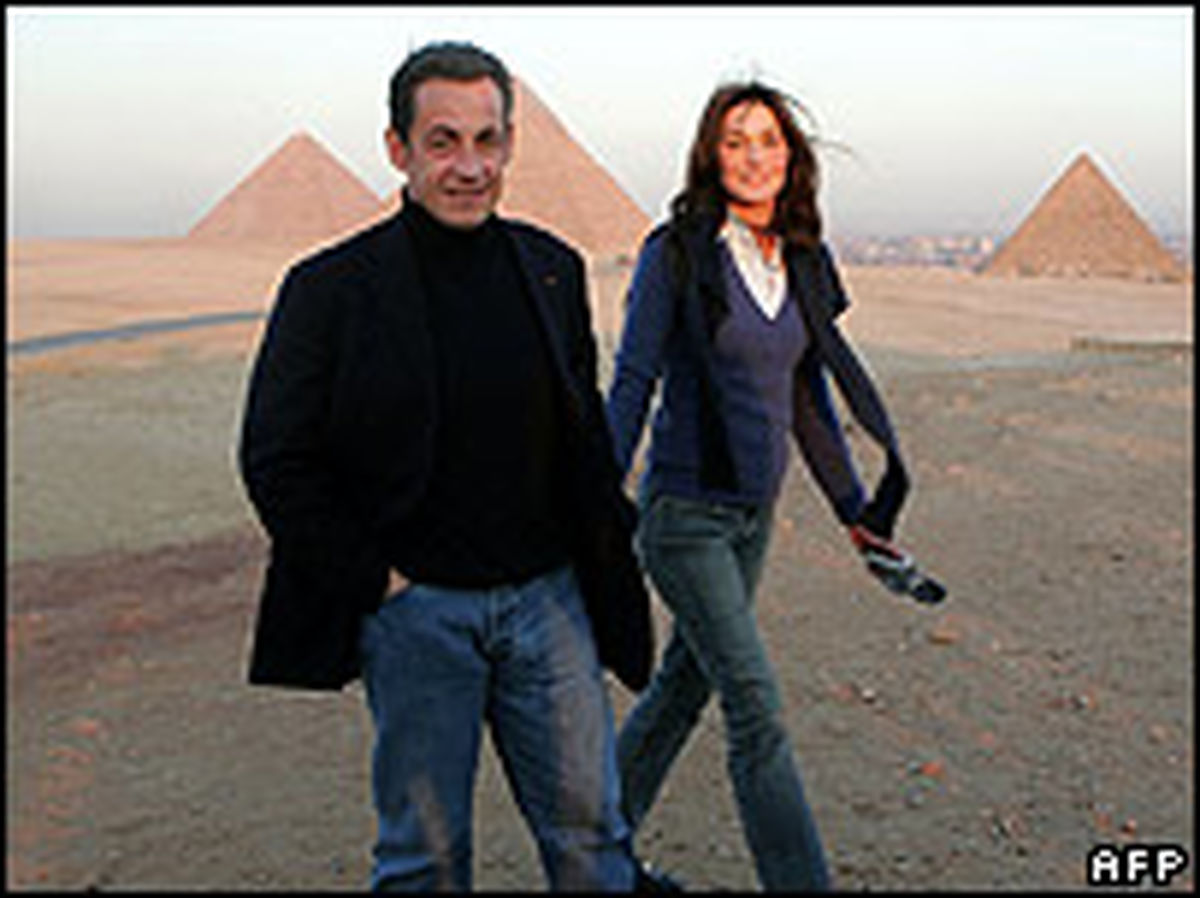 انتقادات همسر آینده سارکوزی از فرانسوی ها!