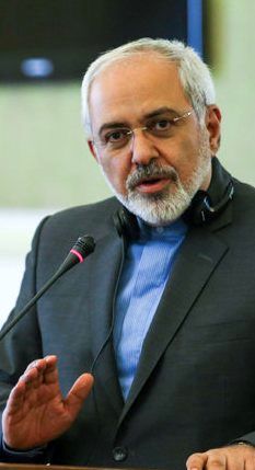 از جنگ هراسی ندارم/ عزت ما مورد معامله قرار نمی گیرد/ احترام به ایرانی‌ها شما را نخواهد کشت!