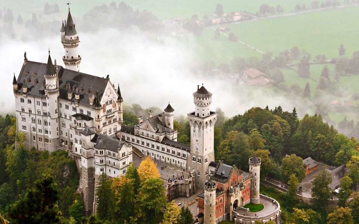 ۱۰ قلعه باشکوه که باید پیش از مرگ ببینید