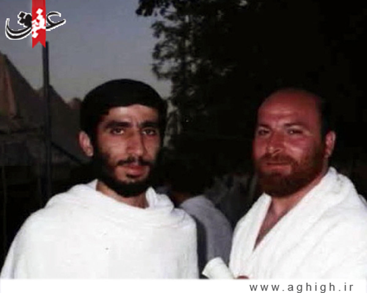 عکس/دو مداح اهل بيت در لباس احرام