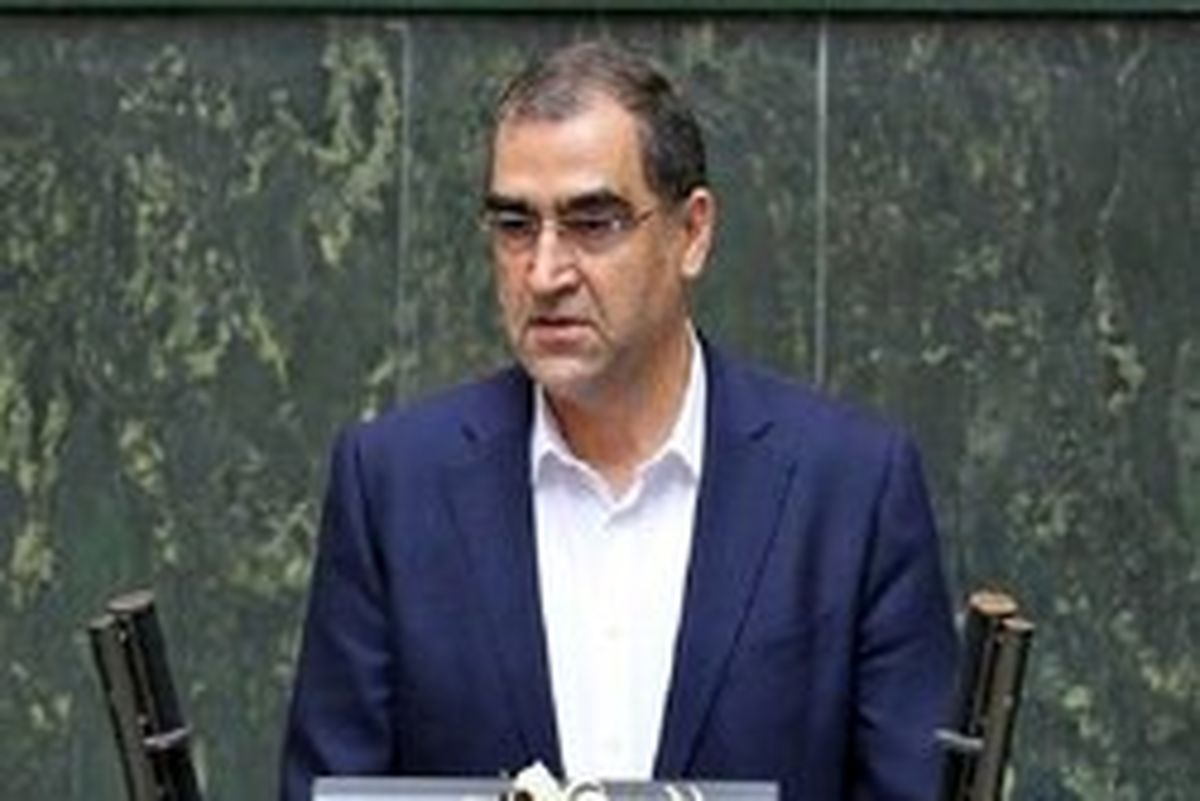 وزیر بهداشت شعور مردم را زیر سؤال برد