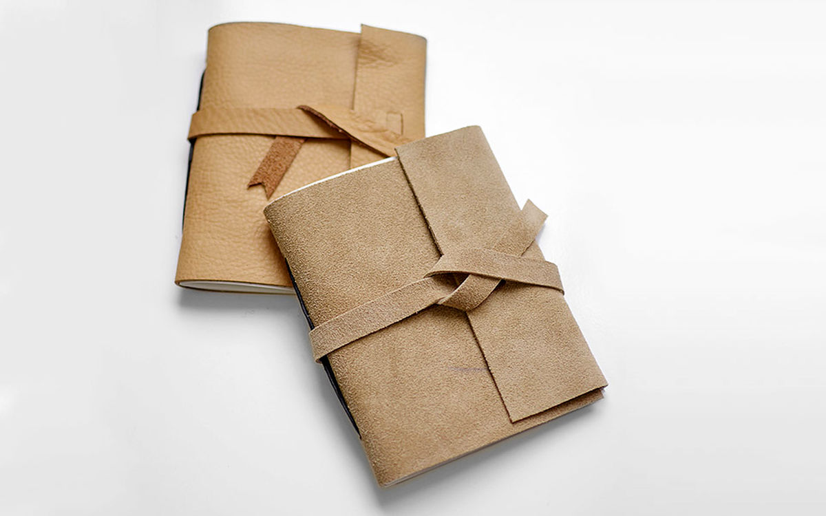 برای خودتان یک دفتر طراحی جلد چرمی بسازید