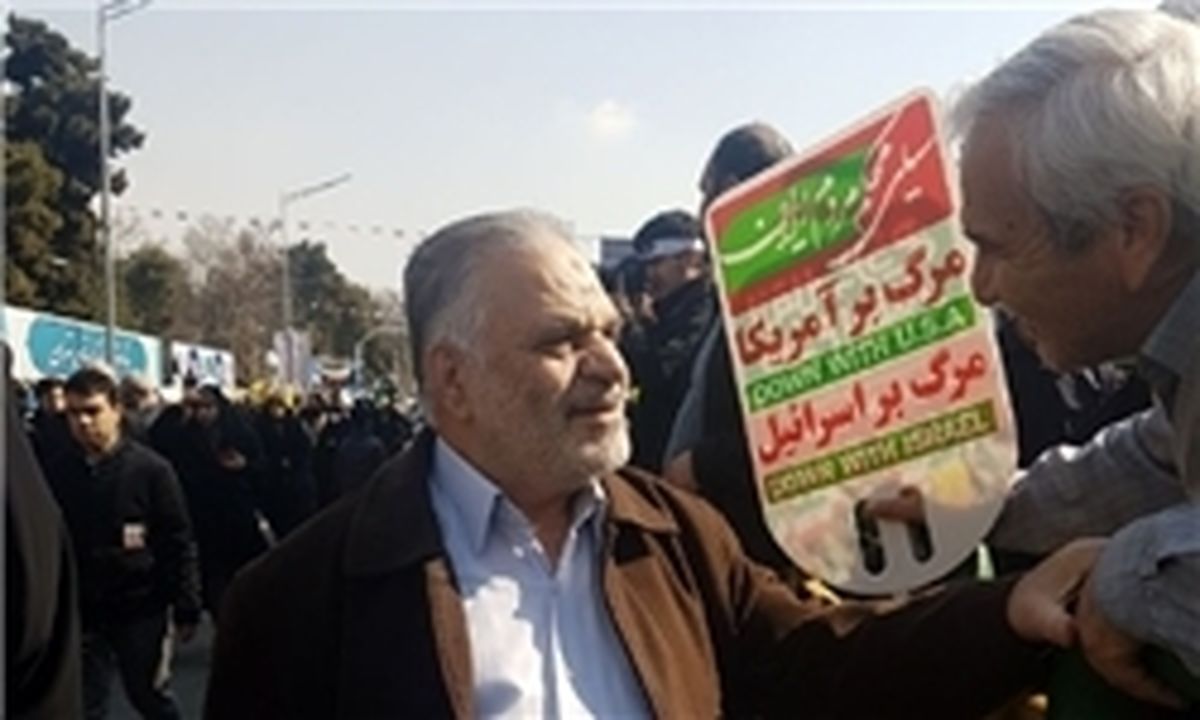 عکس: توئیت خبرنگار آلمان از حضور تماشایی مردم