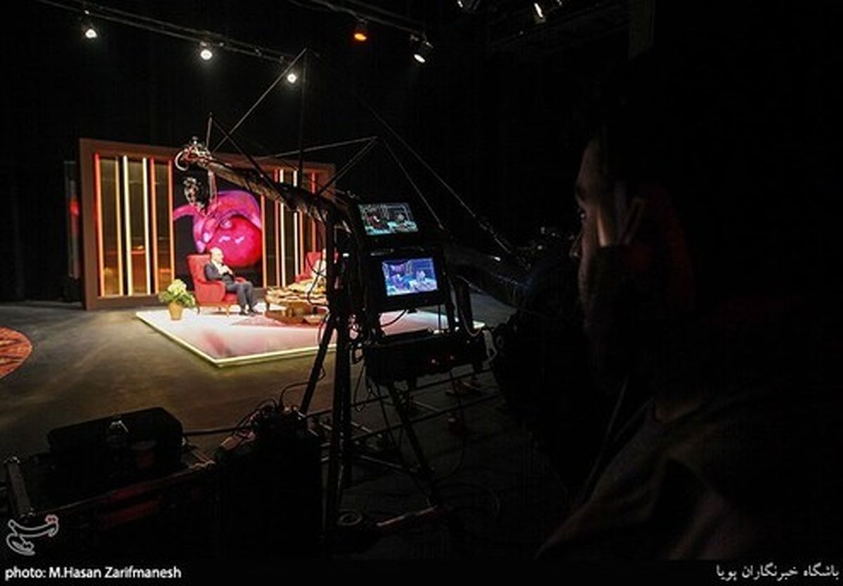 حاتم بخشی مهران مدیری در ماراتن برنامه‌های یلدایی