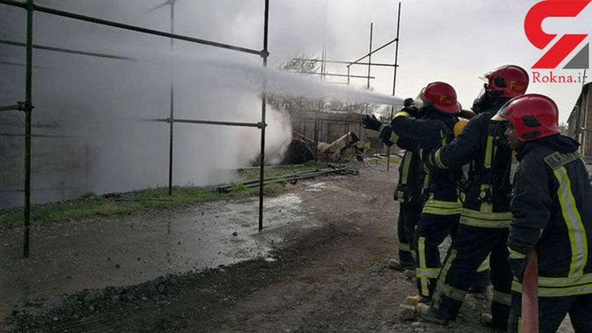 احتمال انفجار مخزن مازت کارخانه قند آبکوه در حریق +عکس