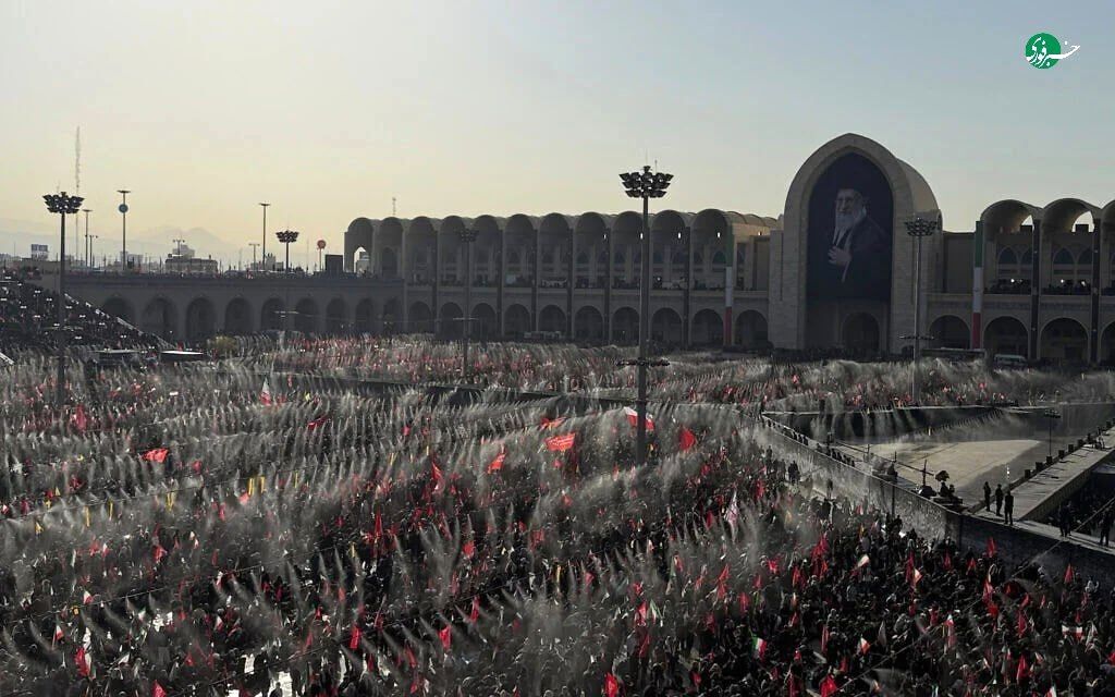 پایان مراسم وداع با پیکر رهبر شهید انقلاب در مصلای تهران