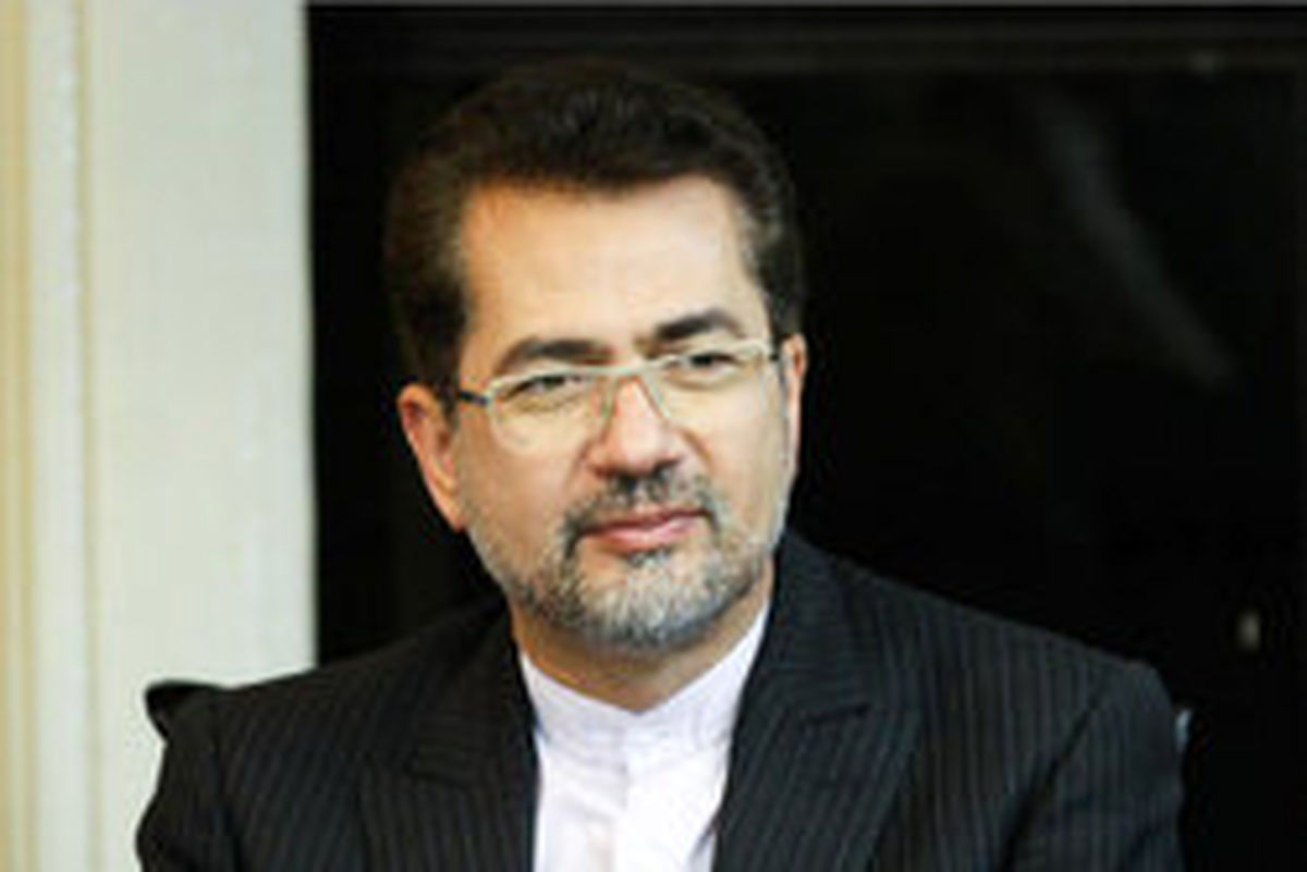 قیمت واقعی دلار حدود ۷ هزار تومان است