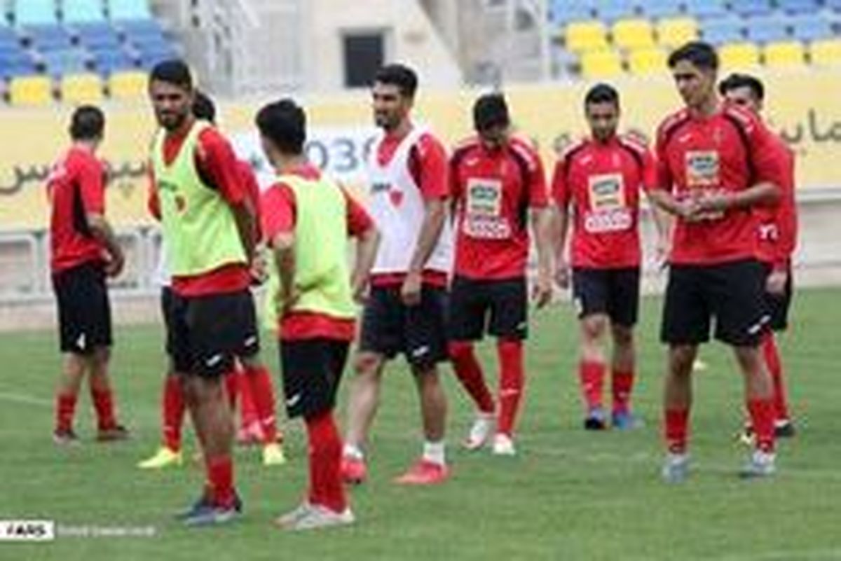 پرسپولیس با ۲ غایب عازم دبی شد