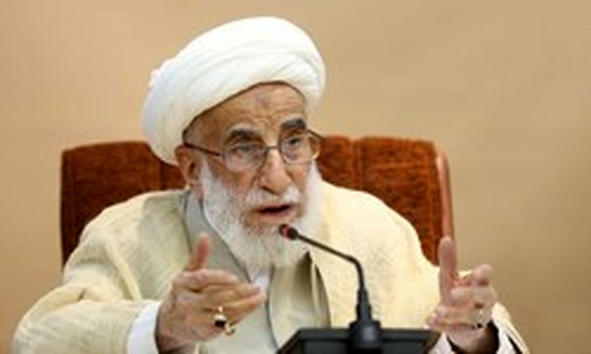 آیتالله جنتی: میتوان با حرکتی انقلابی اوضاع را اصلاح کرد