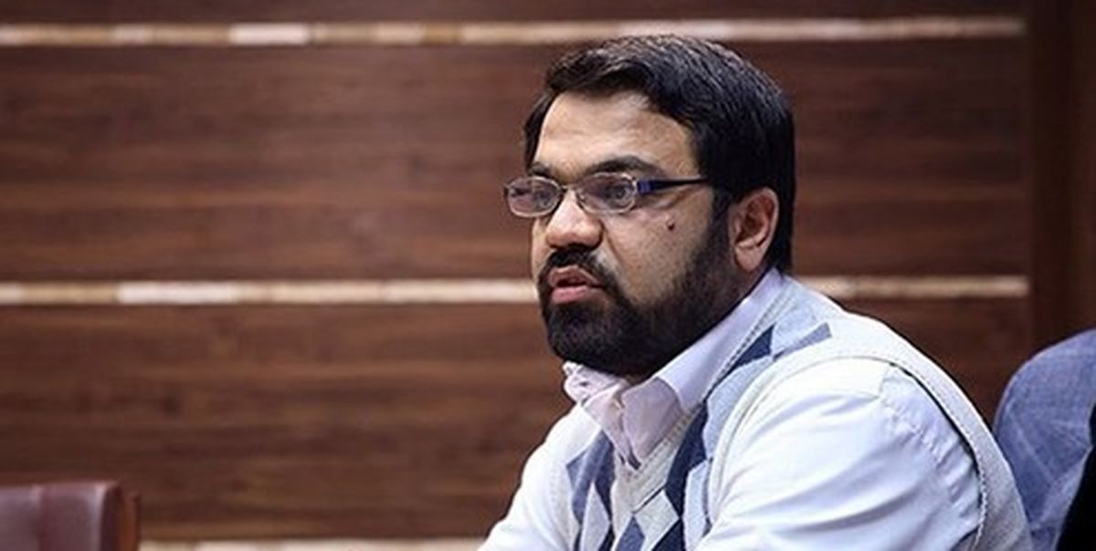 تهیهکننده ثریا: میخواهند شأن رسانه ملی را در حد روابط عمومی دولت پایین بیاورند