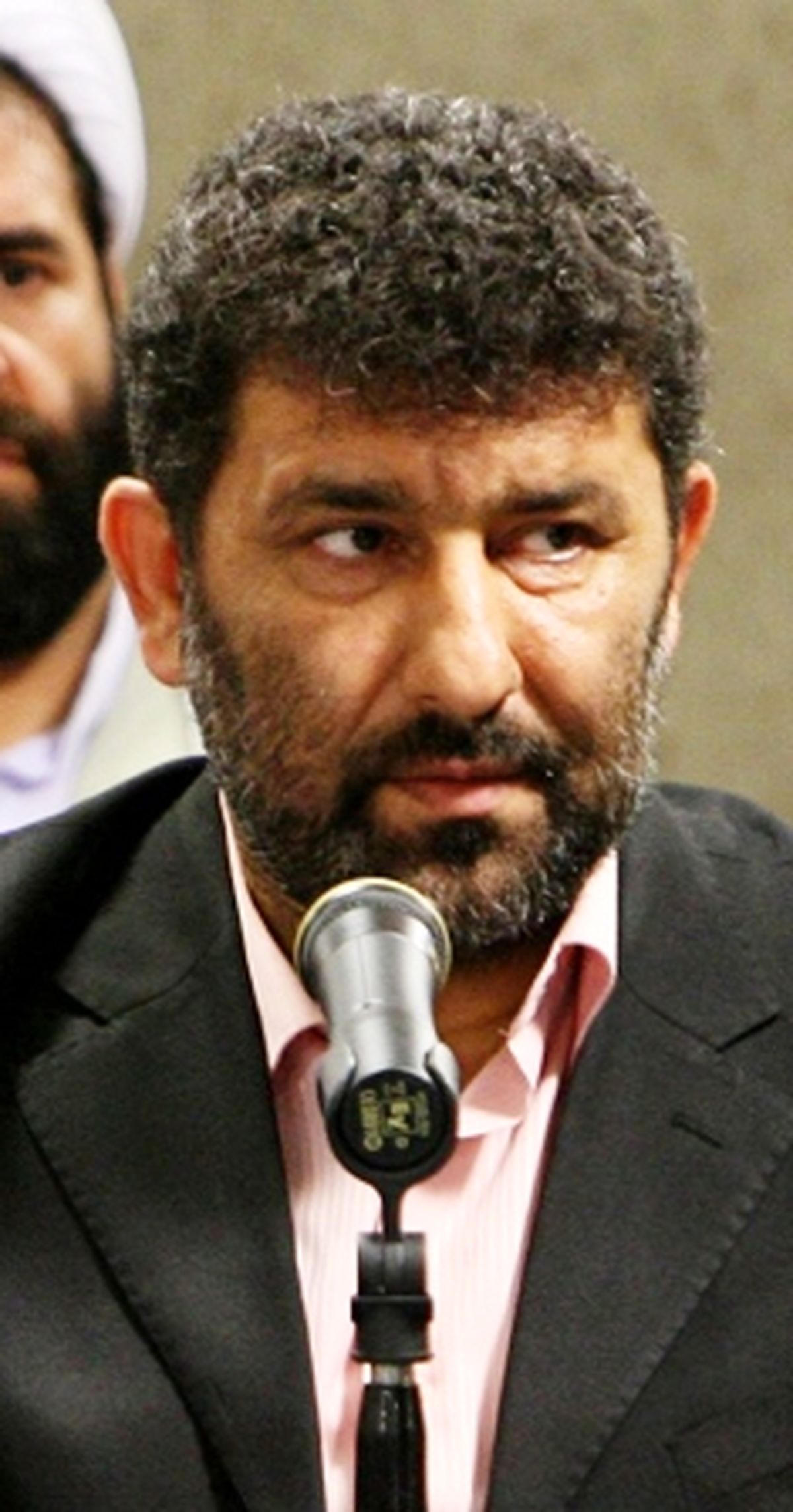 اختصاصی «فردا»/ شعری از سعید حدادیان درباره مدرسه و رمالی و... بانک بی اختلاس!