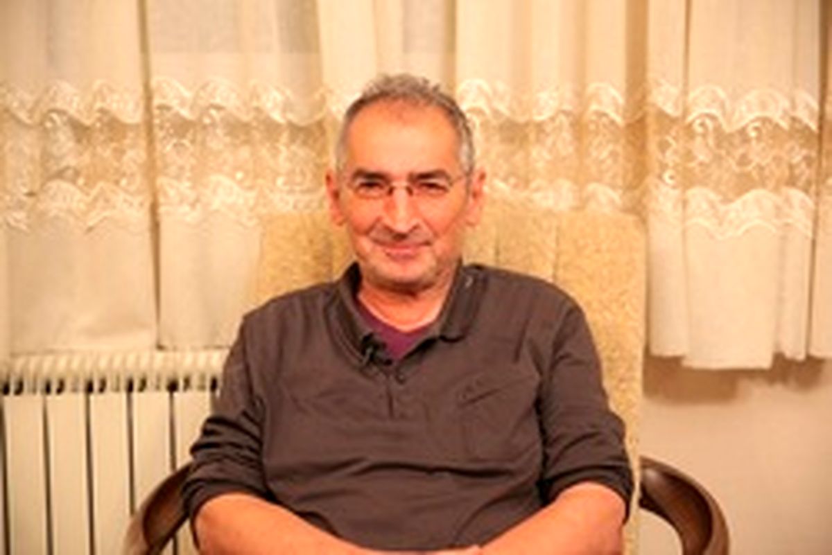 صادق زیبا کلام: آقای روحانی لطفا حرف نزن!