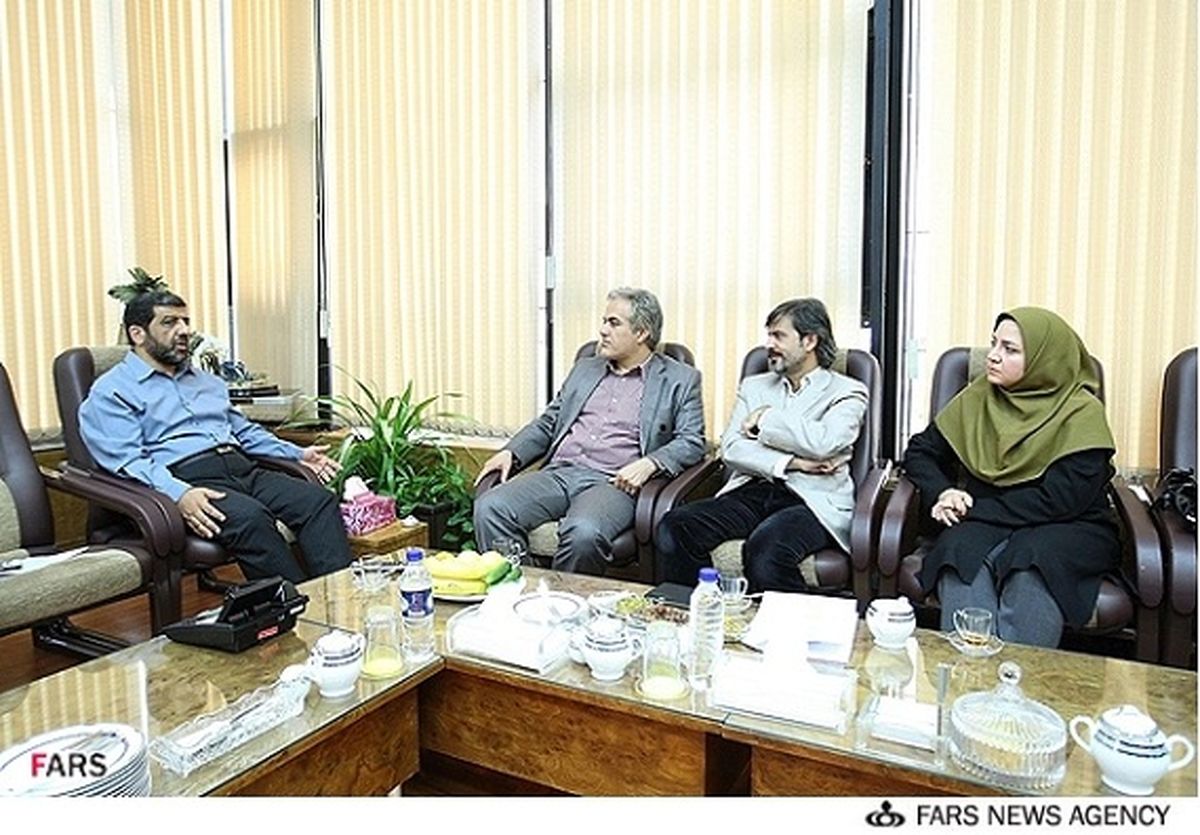 دیدارمجریان گزارش۱۰۰روزه باضرغامی/عکس