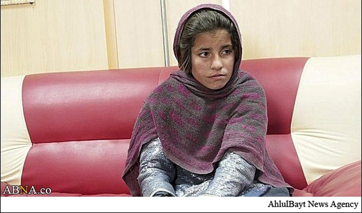 عکس/دختربچه ای که جلیقه انتحاری داشت!