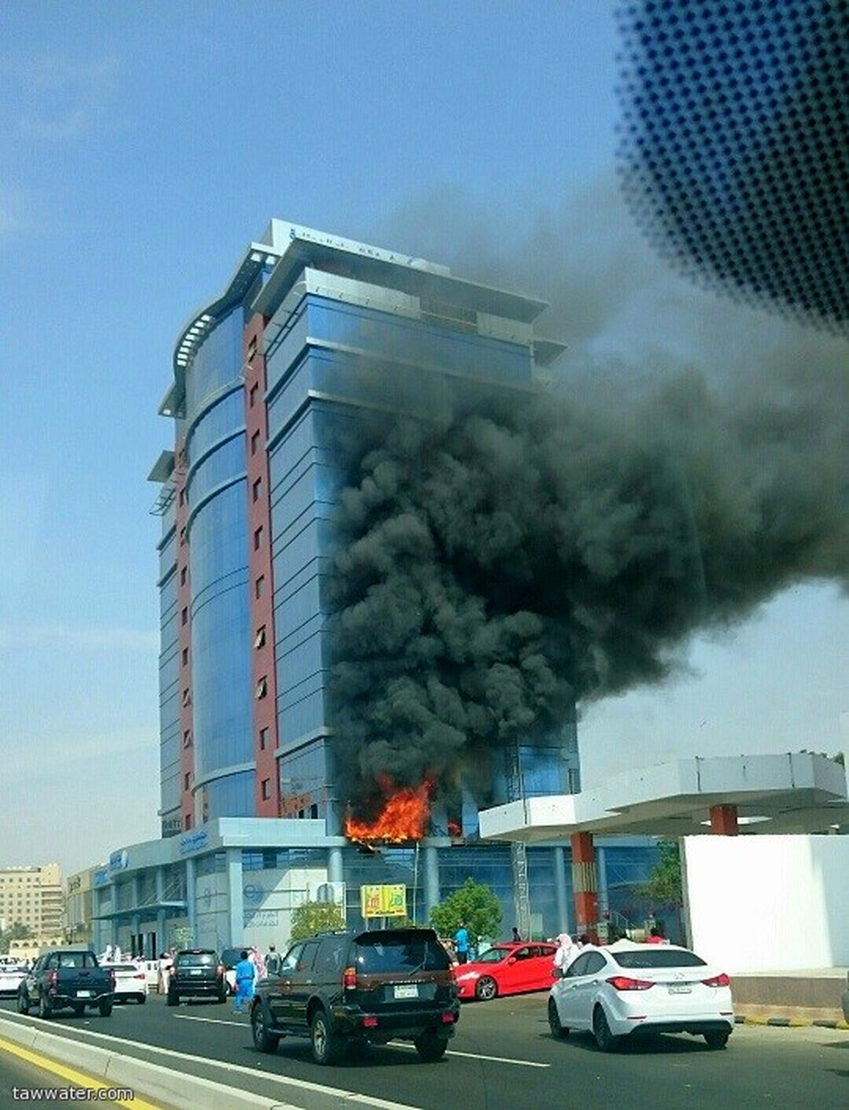 آتش سوزی در شرکت ملی آب عربستان+عکس