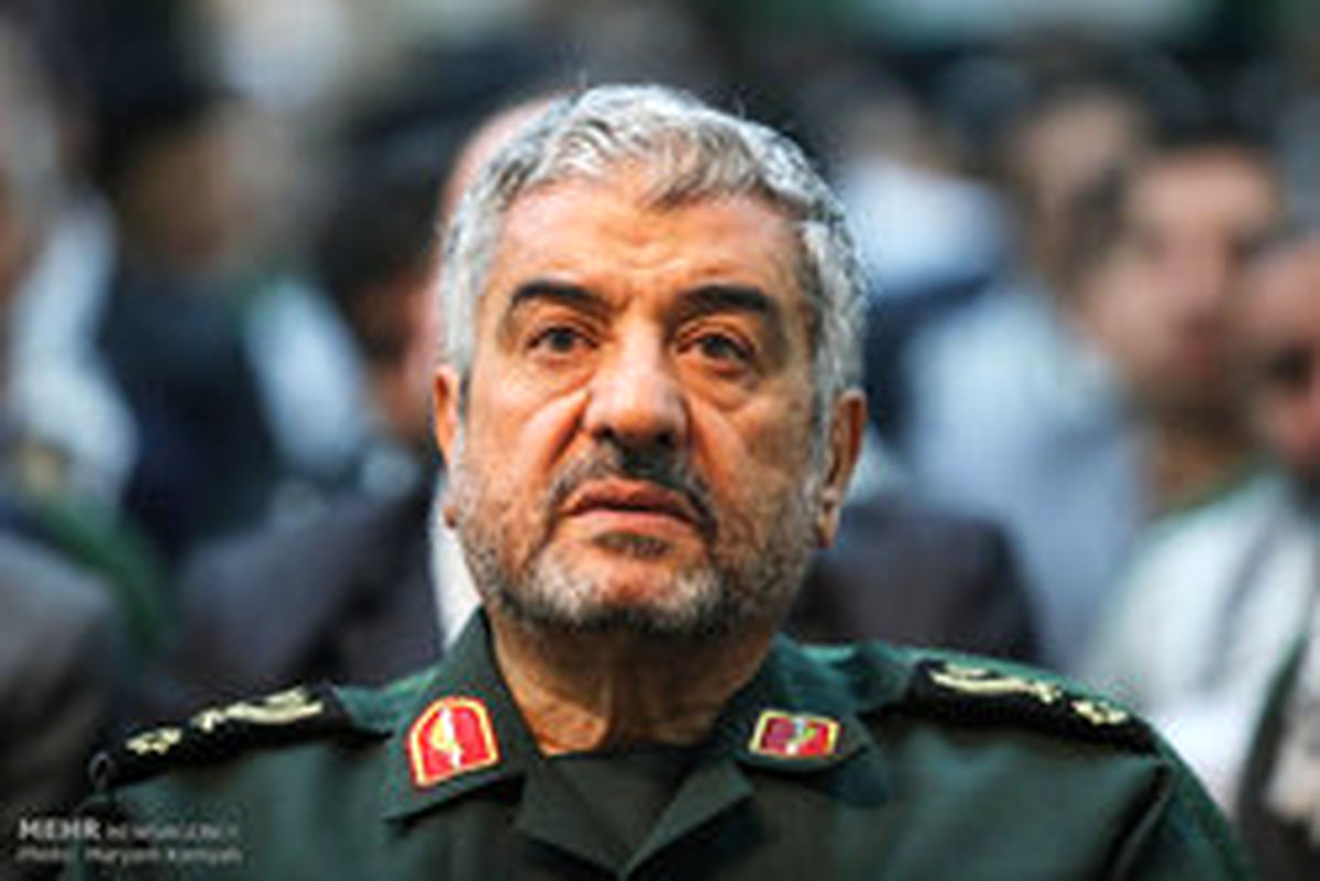 واکنش فرمانده کل سپاه به درخواست ملاقات ترامپ با روحانی